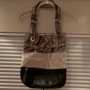 B. Makowsky purse